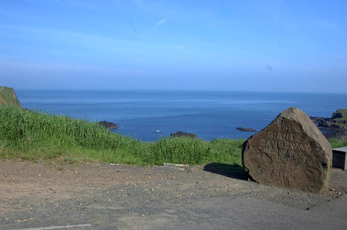 Fußweg zum Giant's Causeway