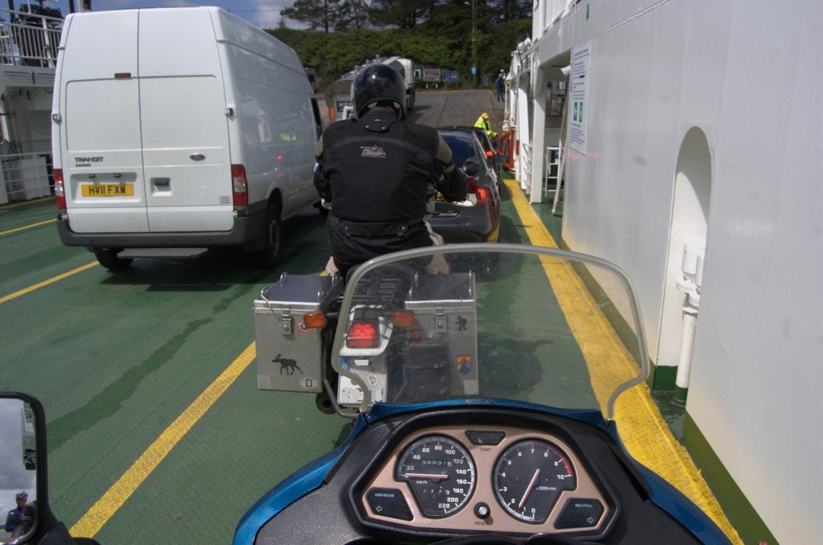 Mit der Fähre über den Shannon Mit der Fähre über den Shannon