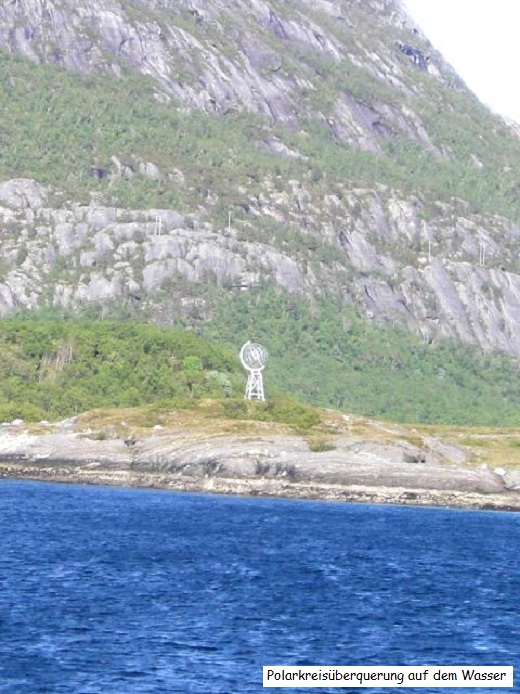 Polarkreisüberquerung auf dem Wasser Polarkreisüberquerung auf dem Wasser