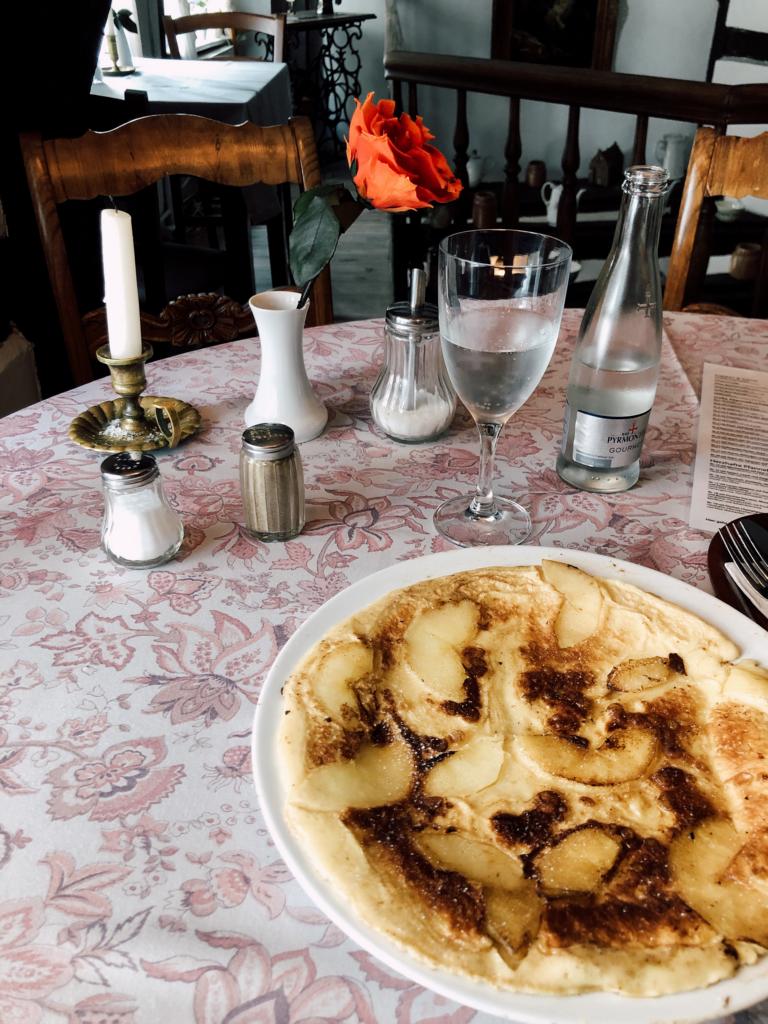 Essen im Pfannekuchenhaus in Hameln