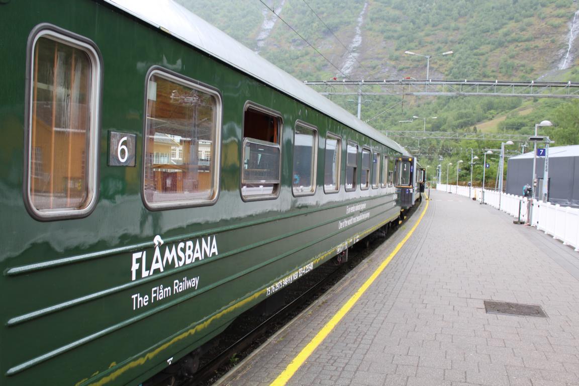 Am Bahnhof von Flåm