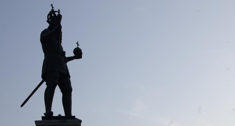 Kaiser Karl wacht über Aachen Kaiser Karl wacht über Aachen