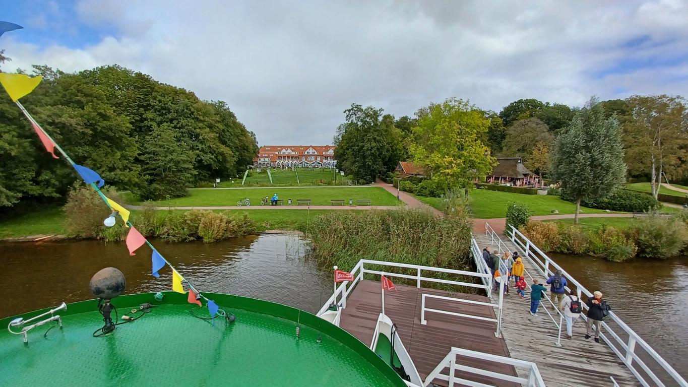 Mit der Weißen Flotte auf dem Zwischenahner Meer Mit der Weißen Flotte auf dem Zwischenahner Meer