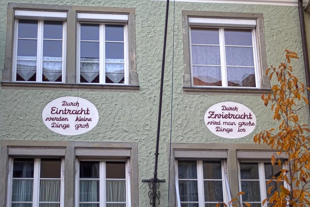 Lindau Spruch auf Hauswand