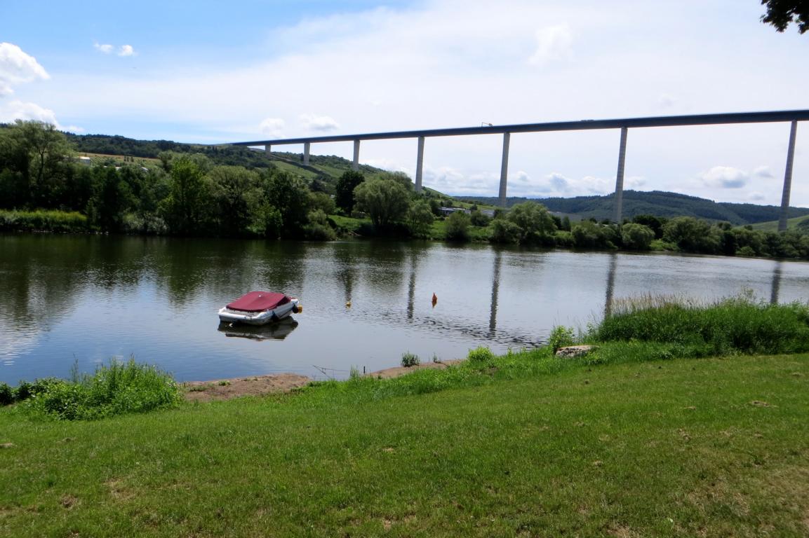 Hochmoselbrücke bei Ürzig Hochmoselbrücke bei Ürzig