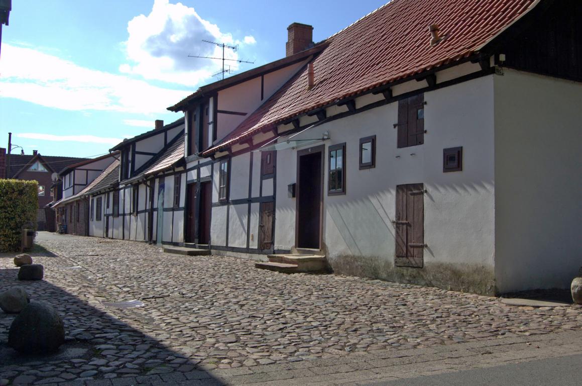 Arbeiterhäuser in der Glashütte Gernheim