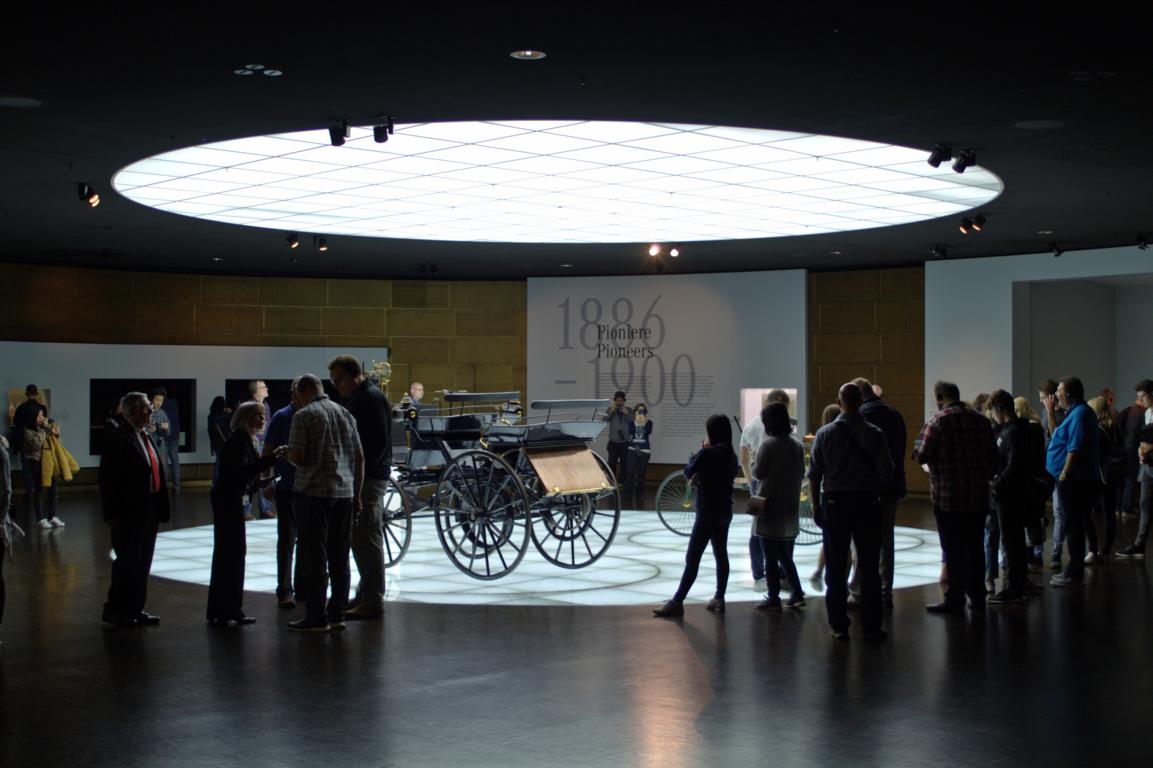 Erste Motorwagen der Welt Erste Motorwagen der Welt