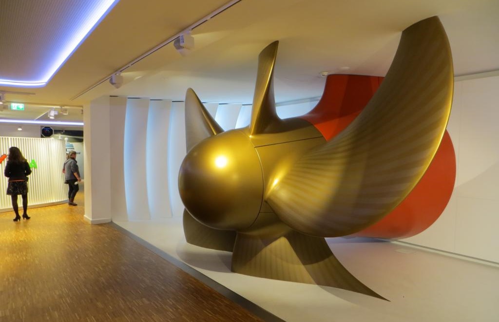 Im Besucherzentrum der Meyerwerft Im Besucherzentrum der Meyerwerft