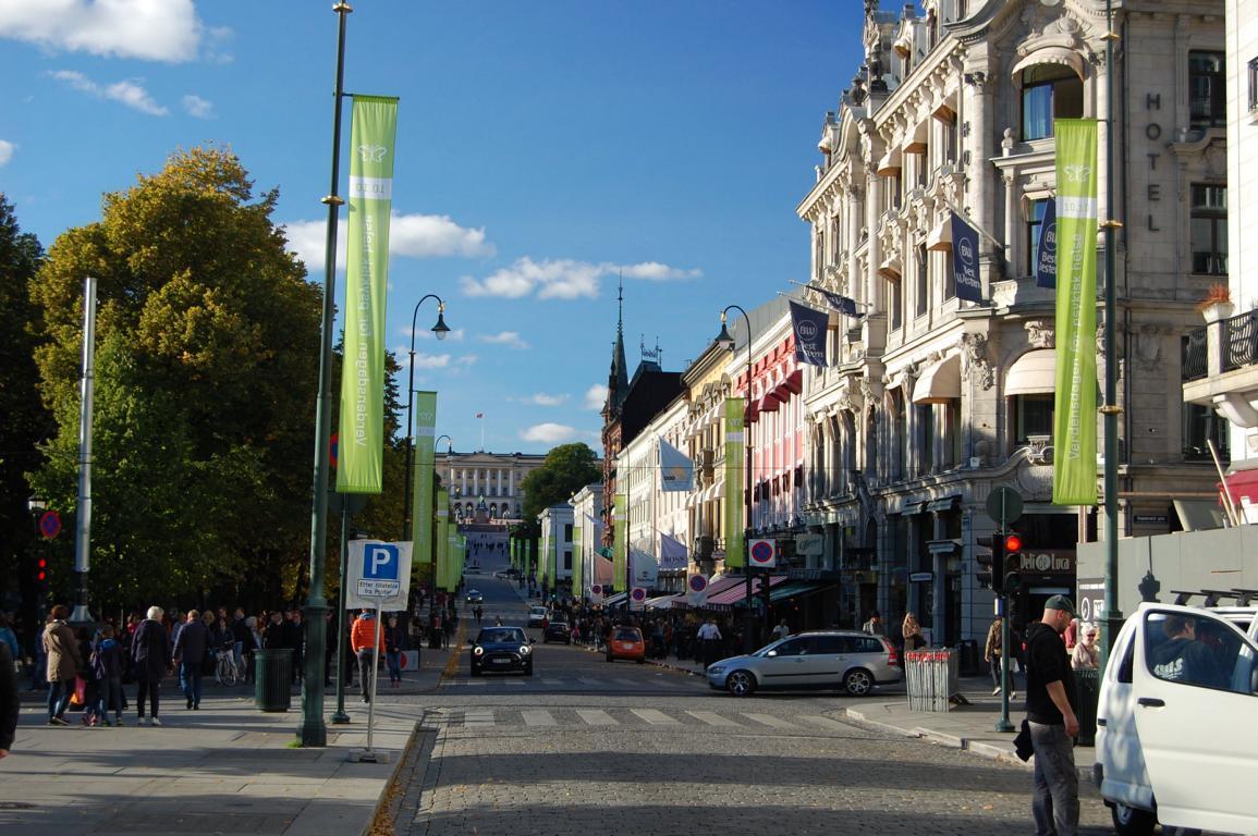 Auf der Karl Johans Gata, Oslos größter Shoppingmeile