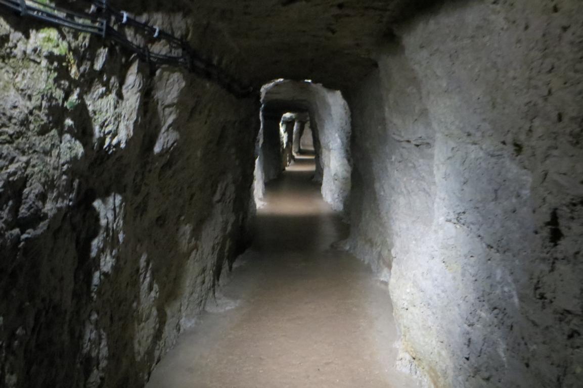 Im inneren der Teufelshöhle