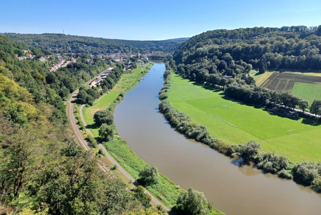 Aussicht vom Weser-Sky-Walk Richtung Bad Karlshafen