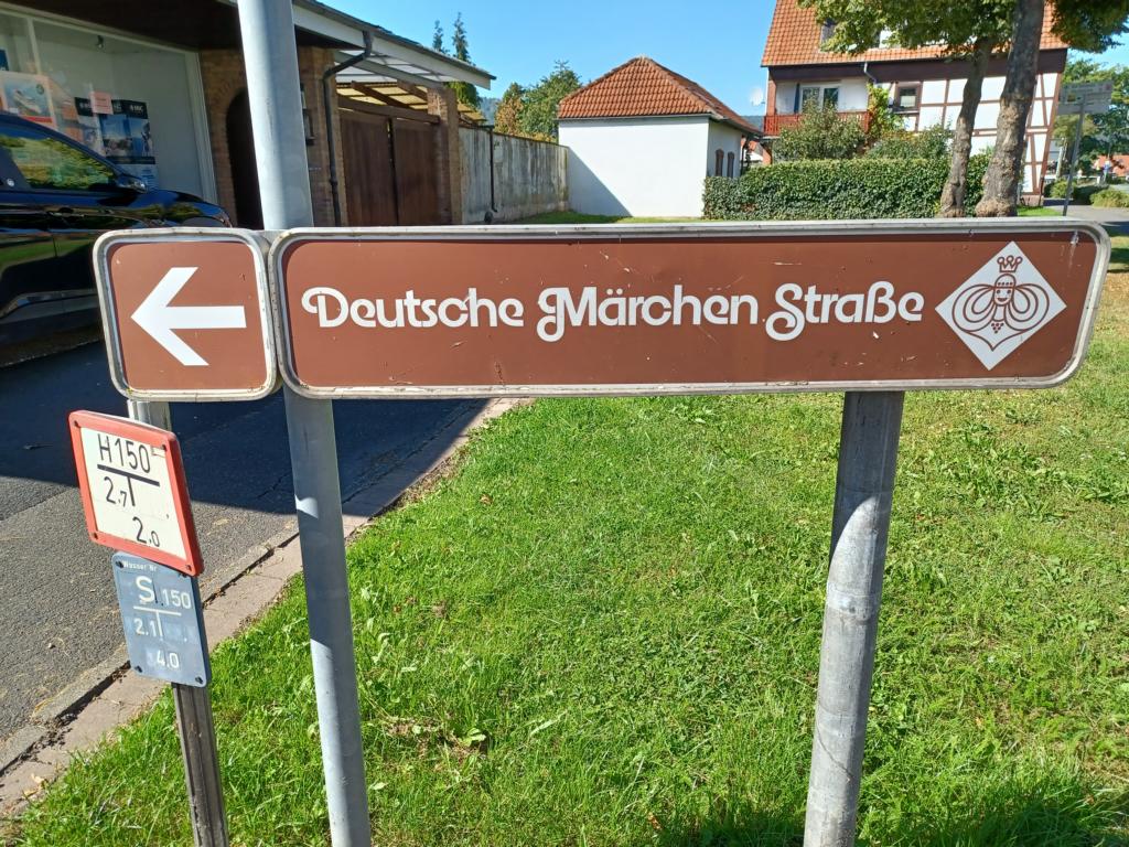 Unterwegs auf der deutschen Märchestraße Unterwegs auf der deutschen Märchestraße