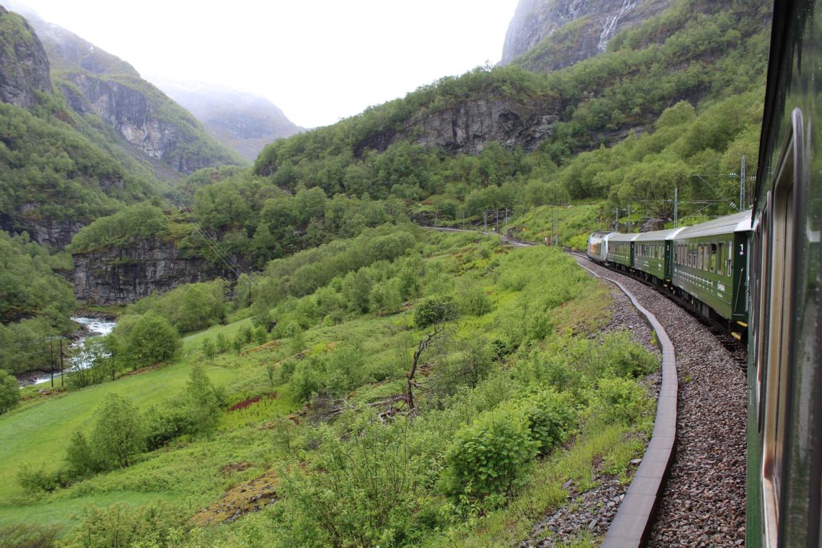 Zum Reisebericht 'Roadtrip Südnorwegen - mit dem Auto durch das Fjordland'