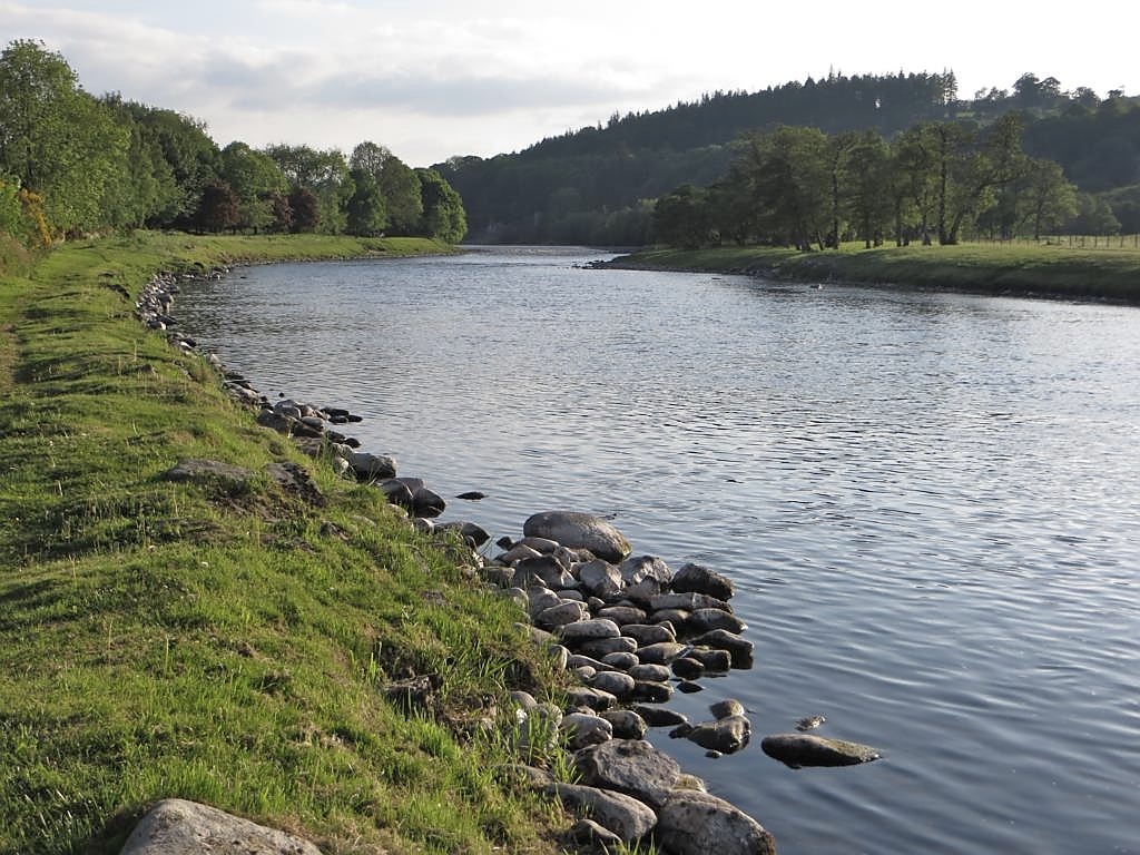 Spaziergang entlang des Flusses 'Spey'
