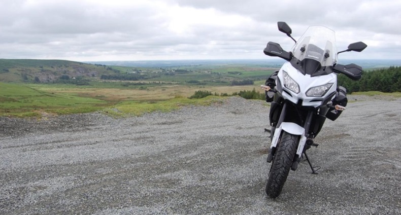 Mit dem Motorrad in Wales